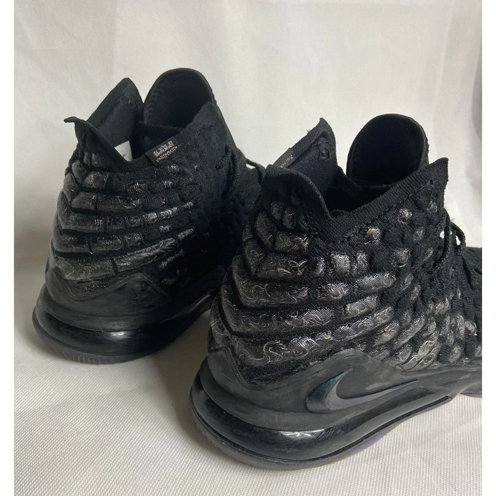 Nike LeBron 17 XVII Global Currency Men's Size 8 Basketball‎ Shoes BQ3177-001